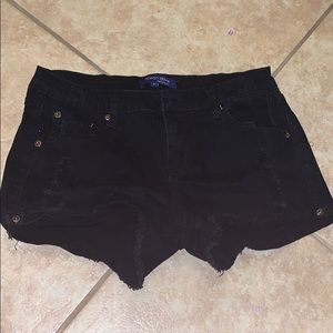 ripped black jean shorts